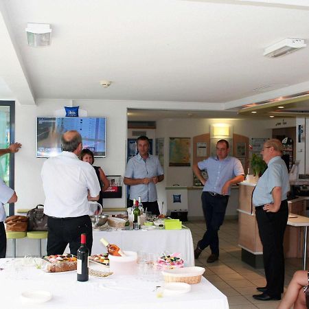 Ibis Budget Niort - La Creche Екстер'єр фото