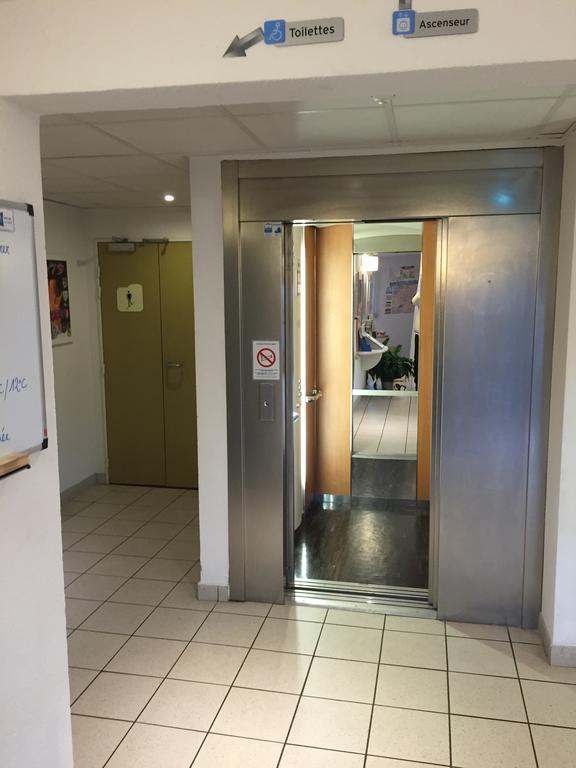 Ibis Budget Niort - La Creche Екстер'єр фото
