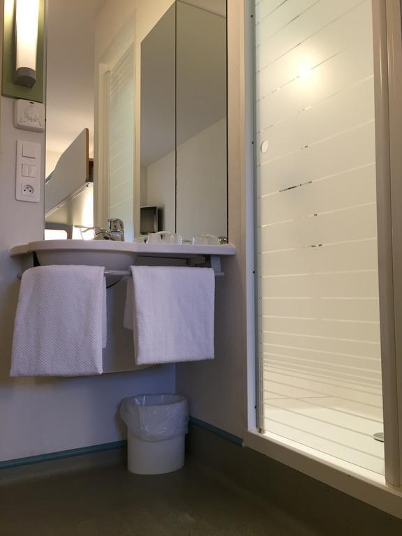 Ibis Budget Niort - La Creche Екстер'єр фото