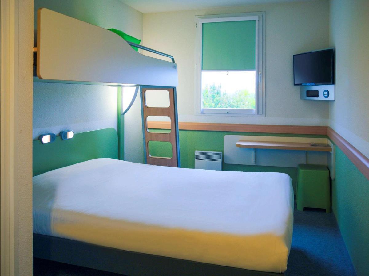 Ibis Budget Niort - La Creche Екстер'єр фото